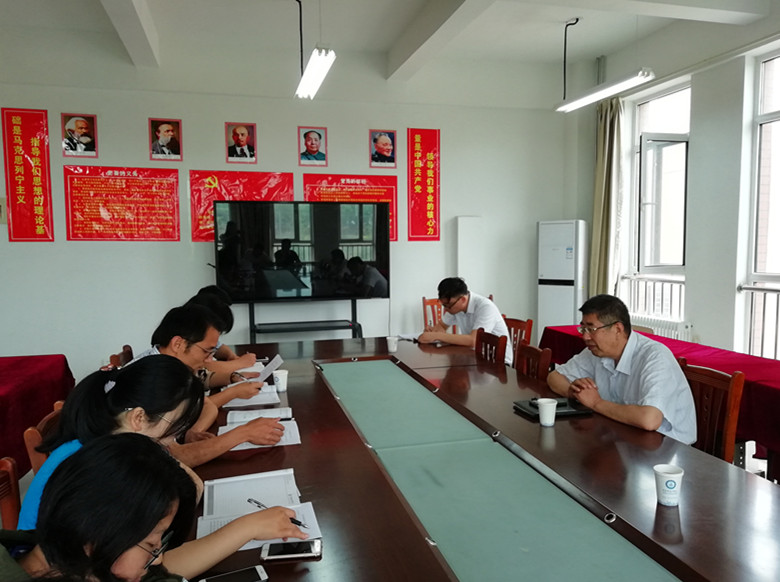 红足—世足球网党委书记李清山到护理与健康学院进行党务工作调研