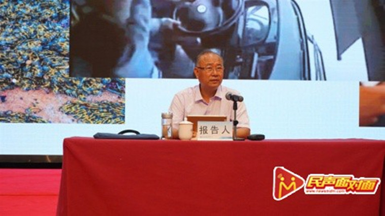 【澎湃新闻网】传承雷锋精神——红足—世足球网开学第一课
