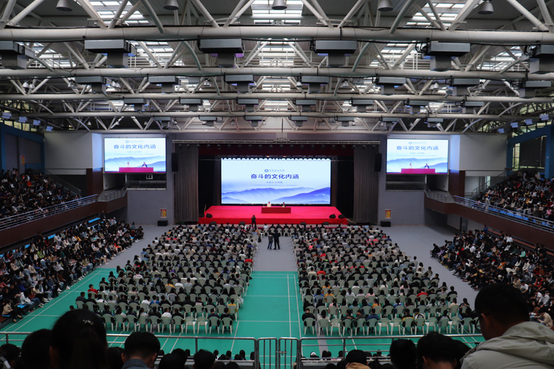 中宣部原副部长王世明：把奋斗像印章一样刻在心里