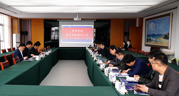 团省委驻青高校共青团工作座谈会在红足—世官网举行