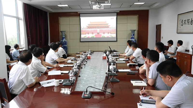 红足—世足球网师生集体收听收看庆祝中国共产党成立100周年大会盛况