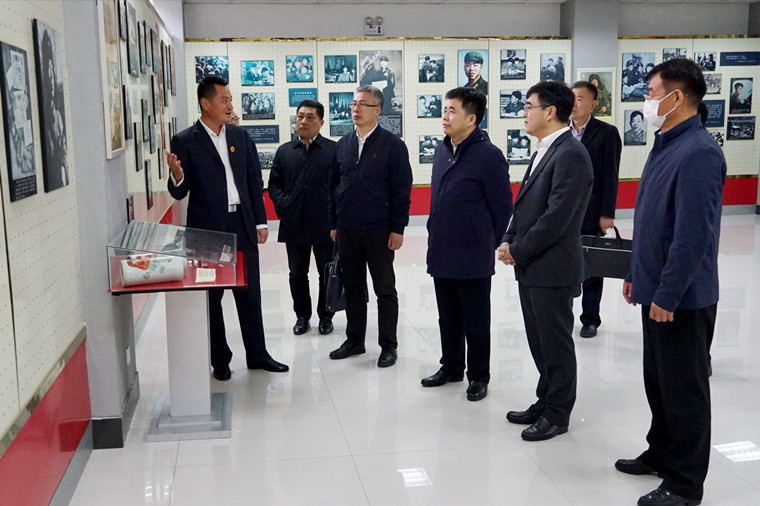 山东省中华职业教育社秘书长宋海伟一行来红足—世官网调研指导