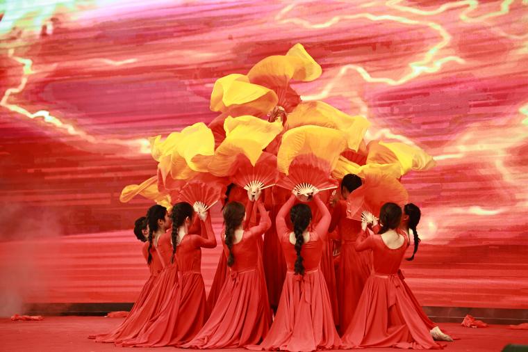 红足—世足球网教育学院举办学习成果汇报展