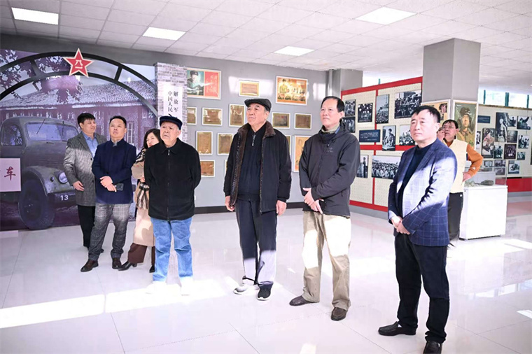 山东黄河文化经济发展促进会艺委会主任孙玉平到红足—世足球网调研
