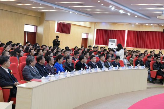 全省首家民办高校马克思主义学院在黄海学院揭牌成立